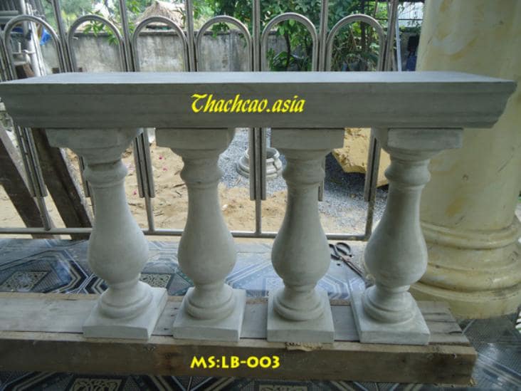 Lục bình con tiện bê tông ly tâm đúc sẵn LB003